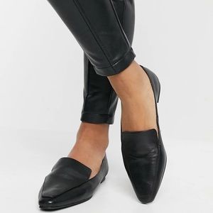 Steve Madden Black Gemmy Loafer Flat